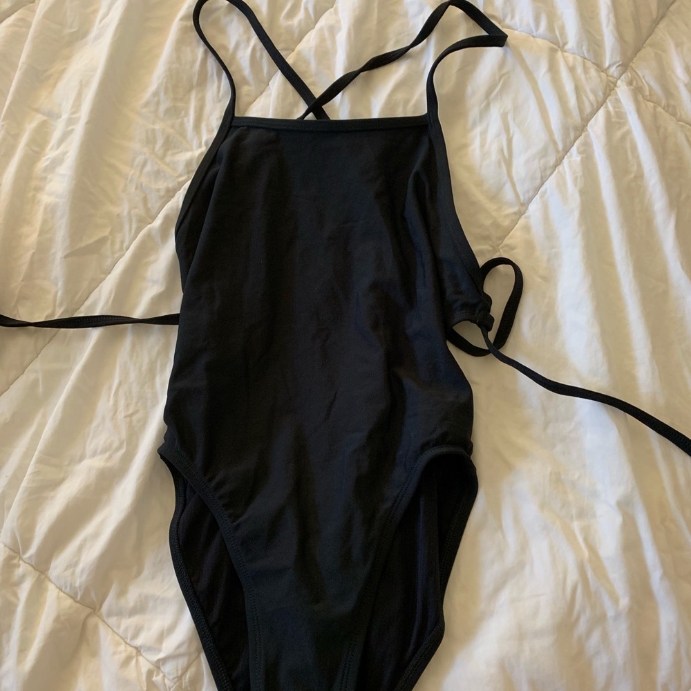 Jolyn Gabriel 28 tie-back